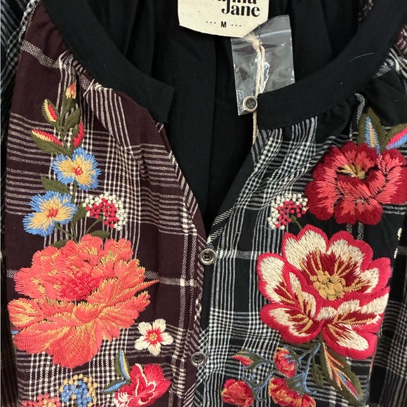 Savanna Jane Multicolor Plaid Floral Button Down Shirt - Picture 2 of 6